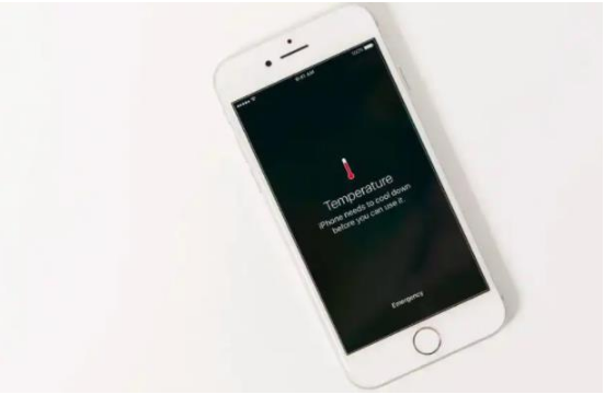 富文镇苹果手机维修分享iPhone 手机发热如何快速降温 